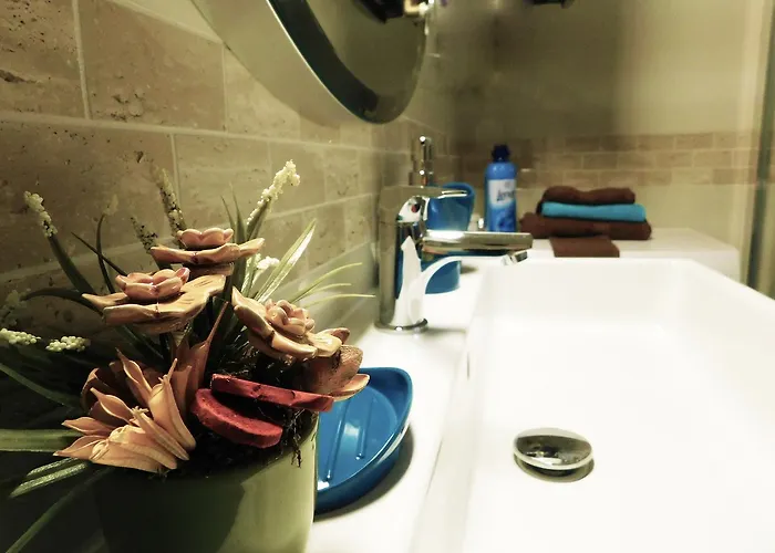 Wonder Deer Luxury At The Opera Self Check-in * بودابست