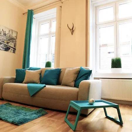 Wonder Deer Luxury At The Opera Self Check-in Apartment Budapest
